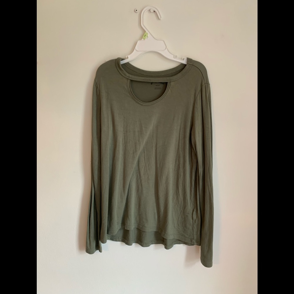 Green cut out long sleeve